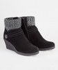 Cosy And Cute Wedge Boots