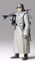 WWII German Machine Gunner (Greatcoat) - 1:16 Scale Military - Tamiya